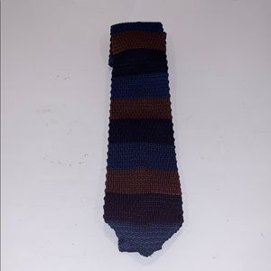 Tri-color silk knit tie